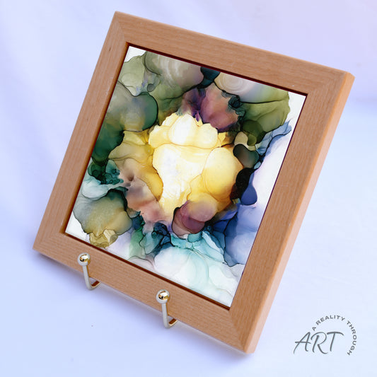 The Kate 6x6 Framed (Light Brown)