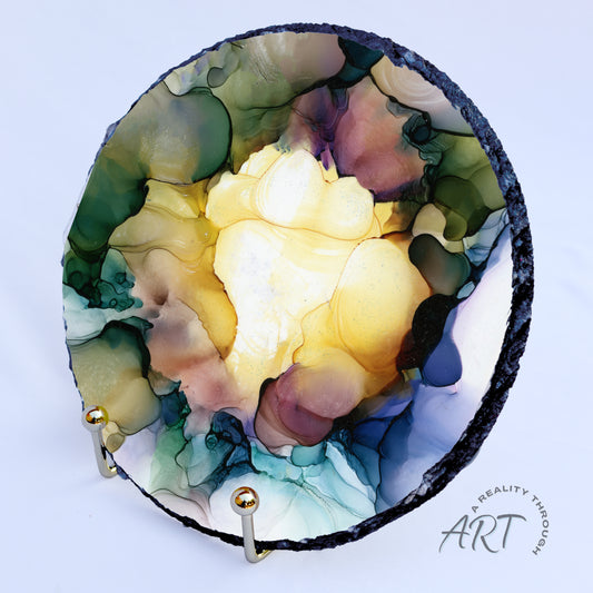 The Kate 8" Diameter Circular Slate Trivet