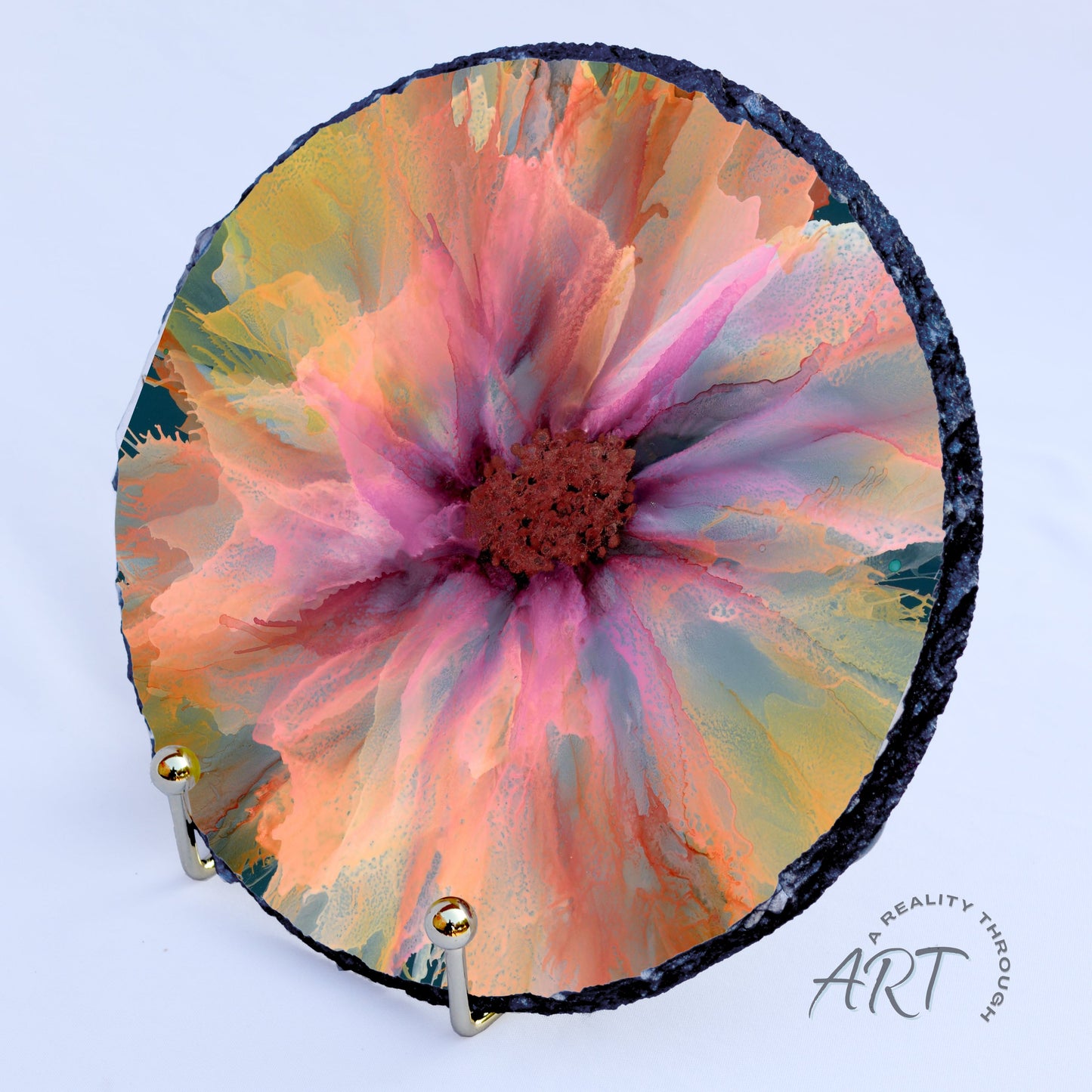 Gaze 8" Round Slate Trivet